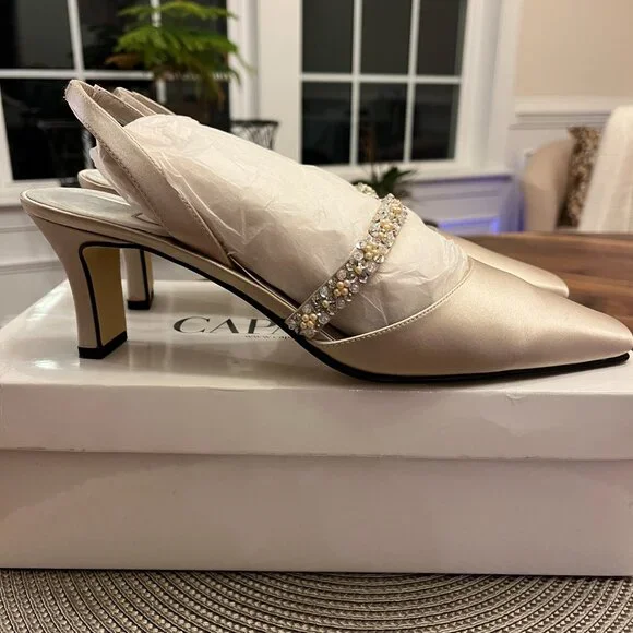 VINTAGE Caparros Evening Bridal Champagne Silk/Satin Slingbacks - 8M - Picture 6 of 13